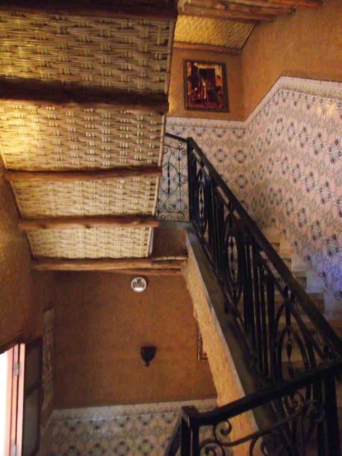 Auberge Et Hotel Les Amis Tafraout Zewnętrze zdjęcie